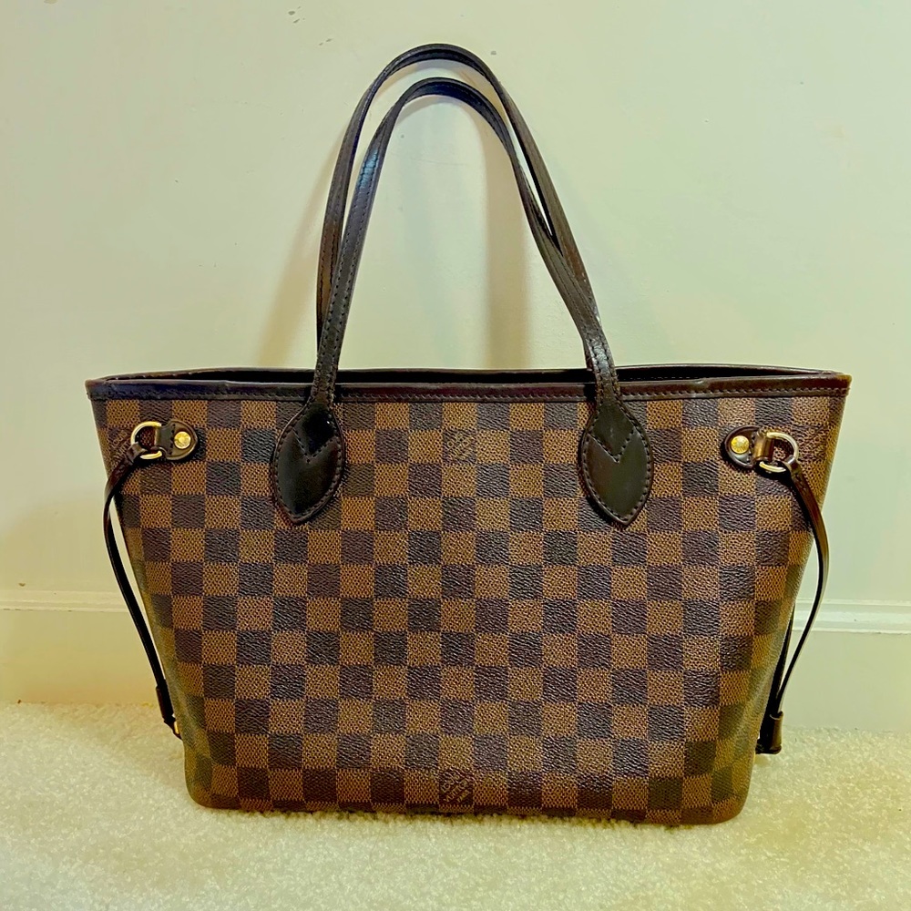 Authentic Louis Vuitton Damier Neverfull PM